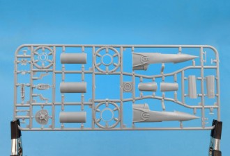 Scale model  Mirage IIIE/EZ fighter-bomber