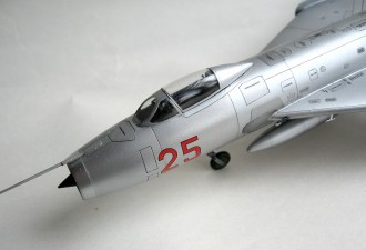 Макети  Sukhoi Su-7B